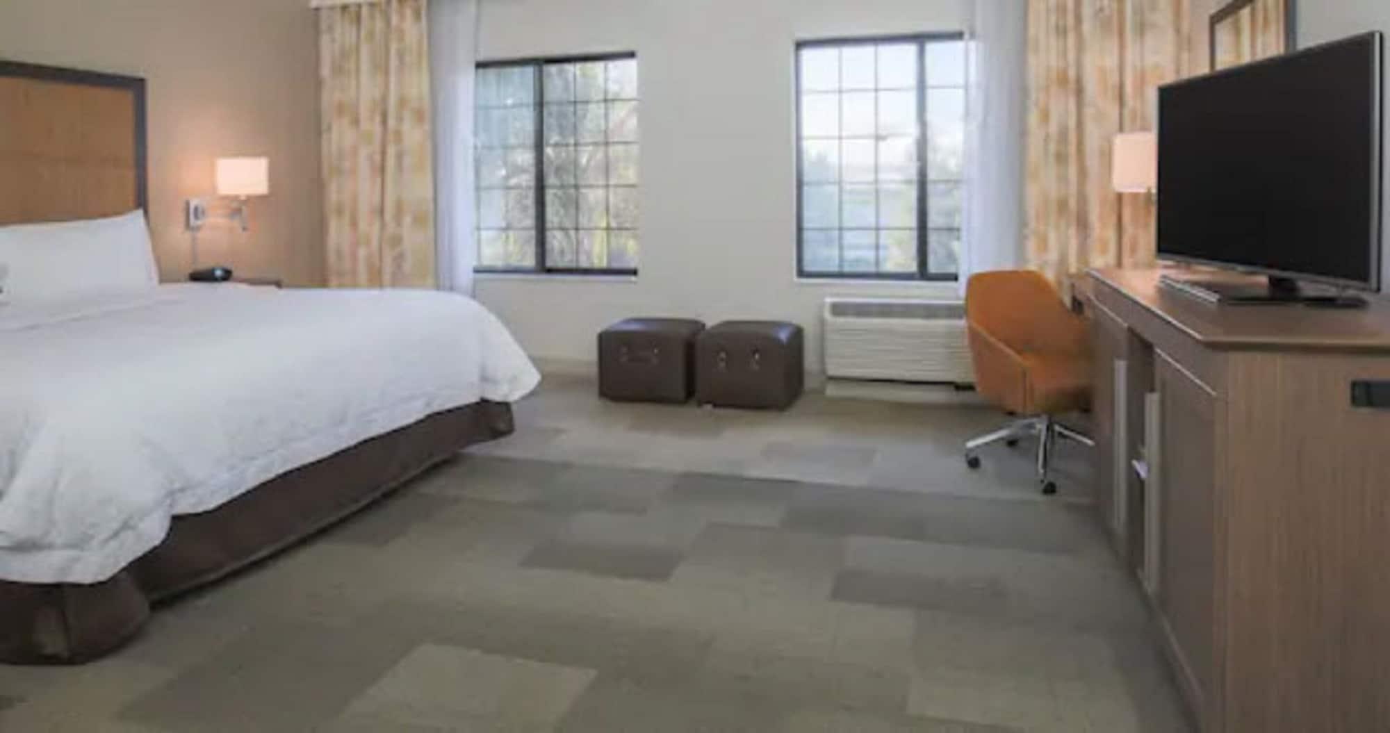 Hampton Inn&Suites Camarillo Extérieur photo